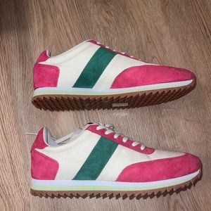NWT Fuchsia and Kelly Green J.Crew joggers. Size 9.5. Wide foot friendly!